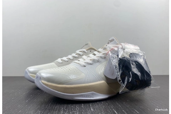 Rice DB4796-101 White Protro  5 Nike Kobe Undefeated 0821